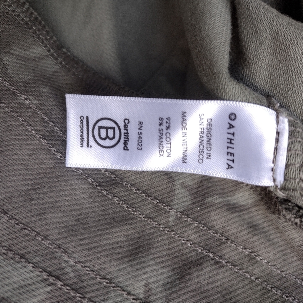Athleta green camo Farallon sweatshirt hoodie large Tall  athleisure loungewear. - Picture 8 of 11